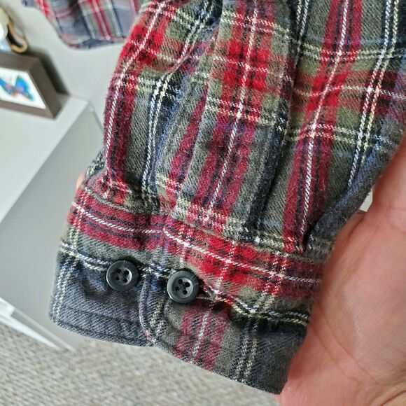 L.L. Bean Scotch Plaid Flannel Shirt Size Medium Traditional Fit Grey Stewart - Picture 8 of 10